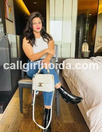 Pune call girl